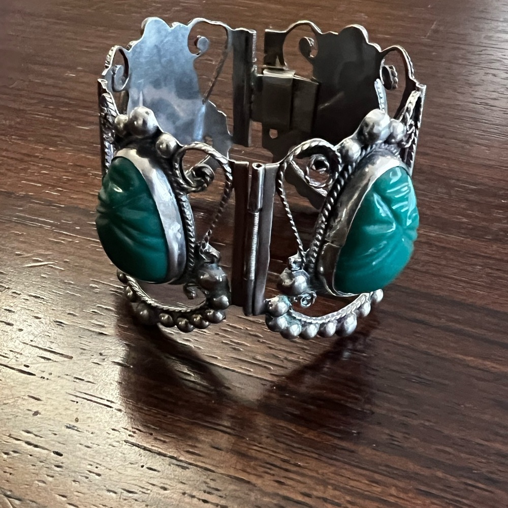 VTG Mexico Sterling silver carved Jade bangle bracelet